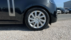 Land Rover Range Rover 3.0 D300 SE 4dr Auto Diesel Estate